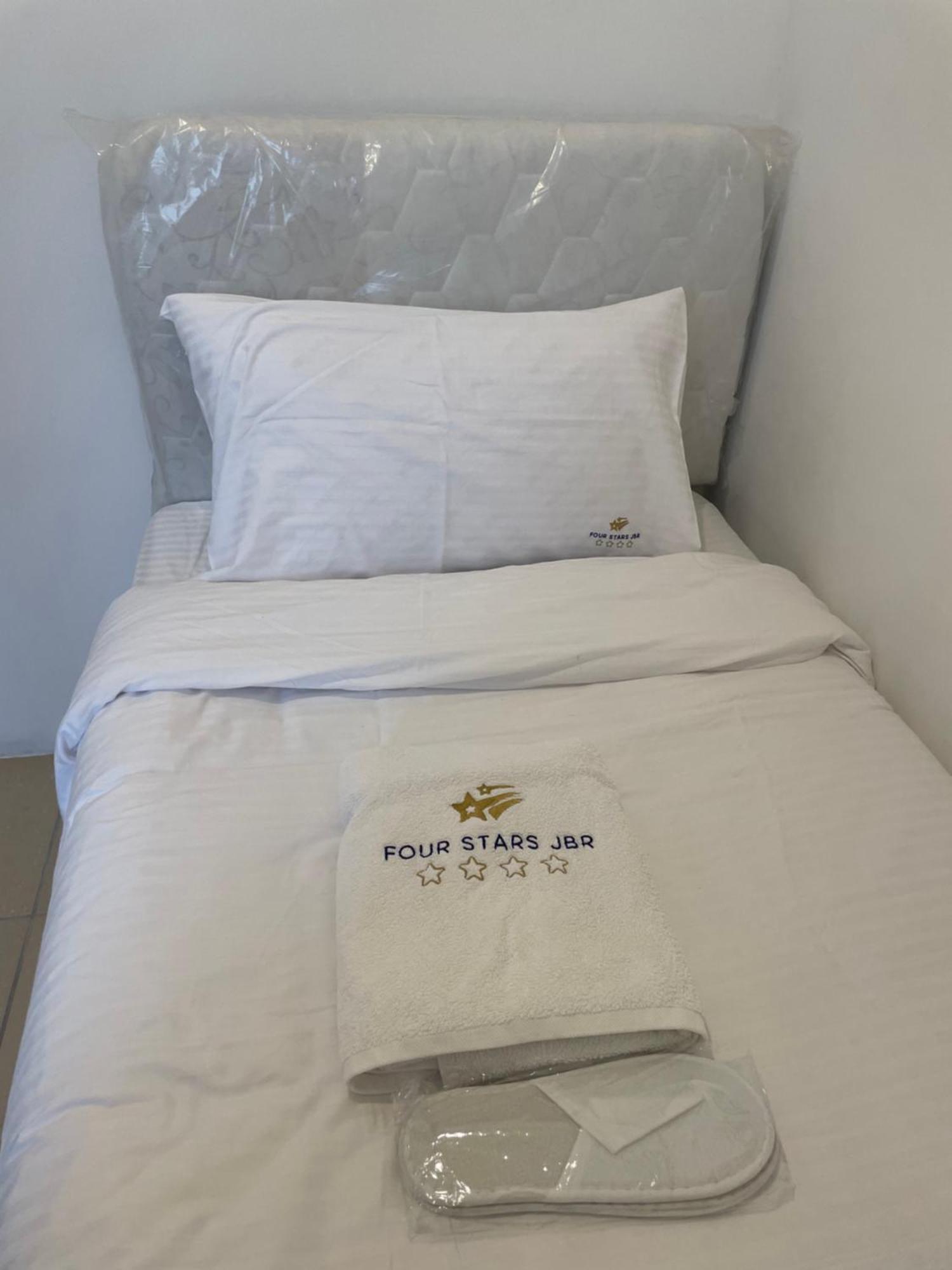 Four Stars Dubai Marina Jbr Hotel Bagian luar foto