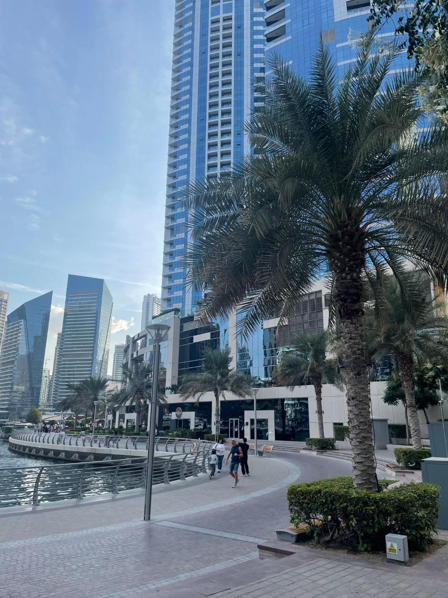 Four Stars Dubai Marina Jbr Hotel Bagian luar foto