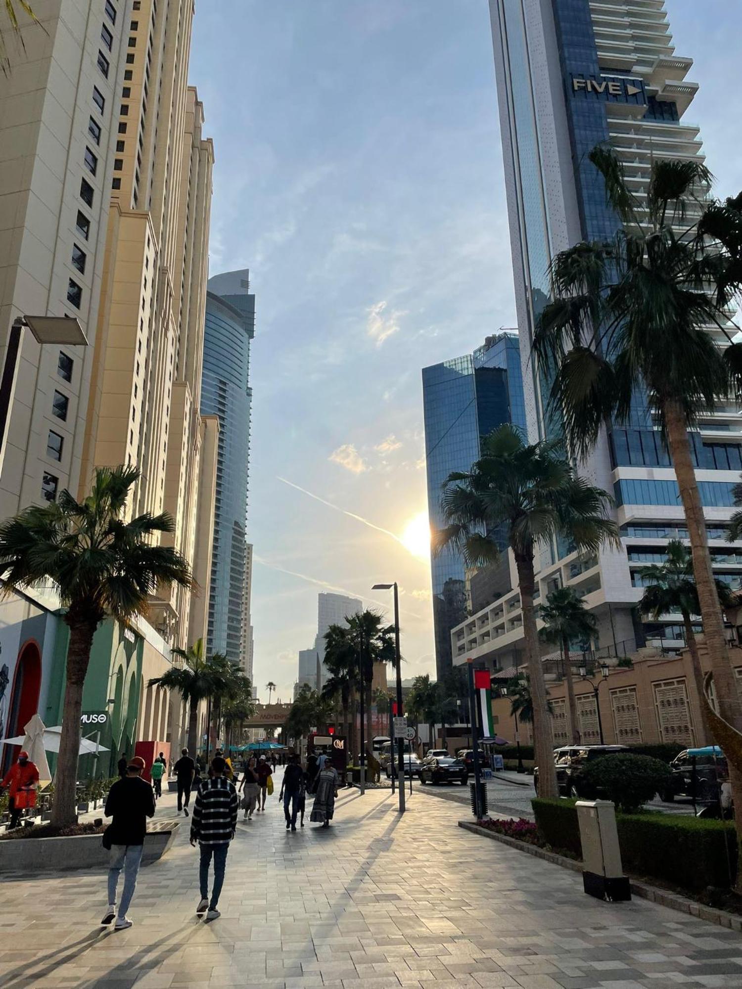 Four Stars Dubai Marina Jbr Hotel Bagian luar foto