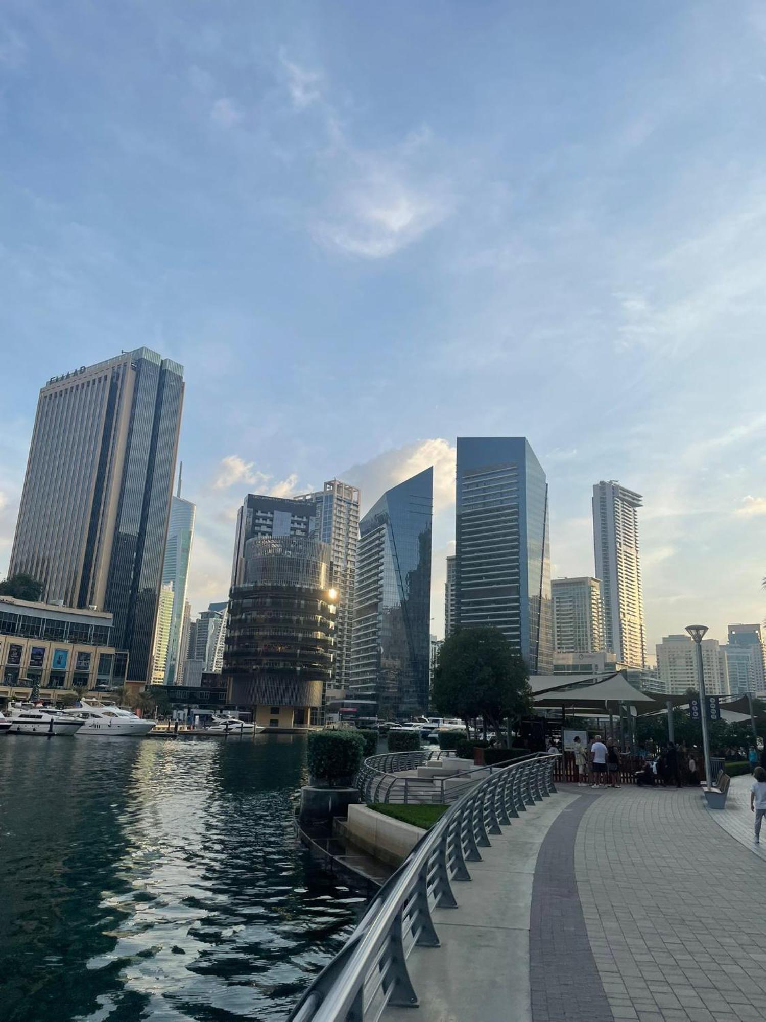Four Stars Dubai Marina Jbr Hotel Bagian luar foto